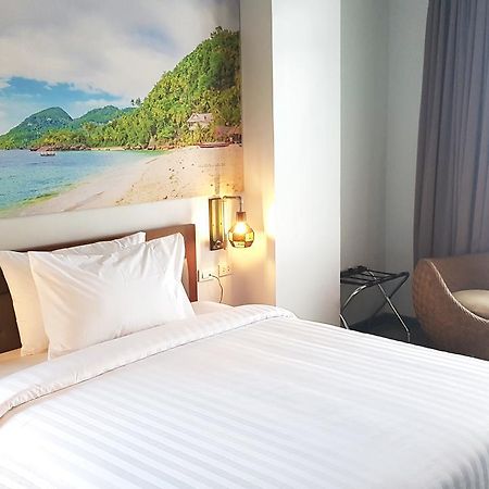 Gq Plaza Hotel Kalibo Eksteriør billede