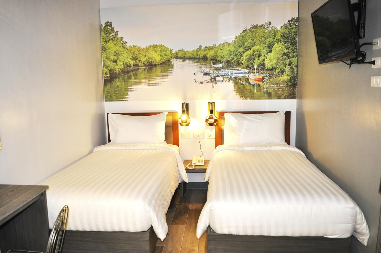 Gq Plaza Hotel Kalibo Eksteriør billede